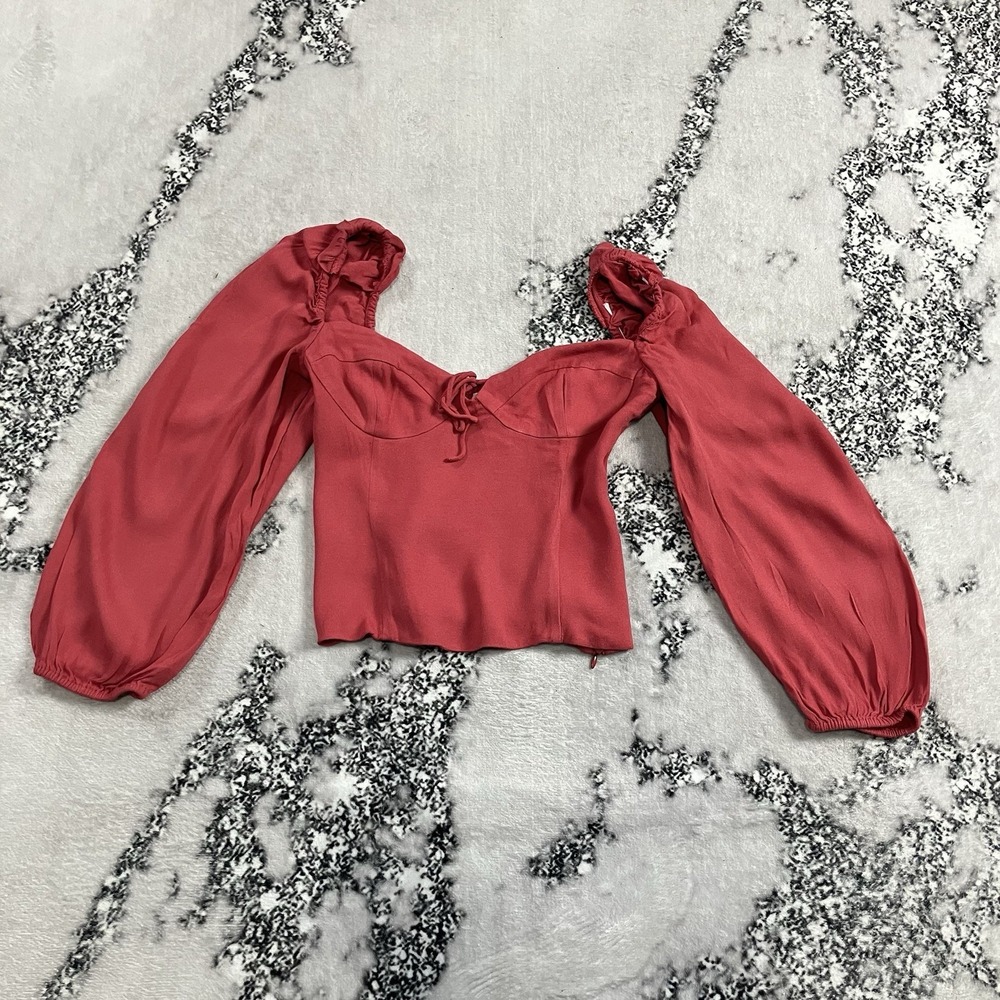 Wilfred Aritzia Crop Top Womens Size S Red Puff Sleeve Sweetheart Neck Tie Front